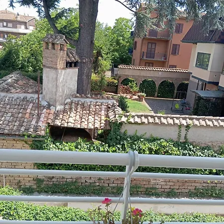 Apartment La Casetta Di Sulla Francigena